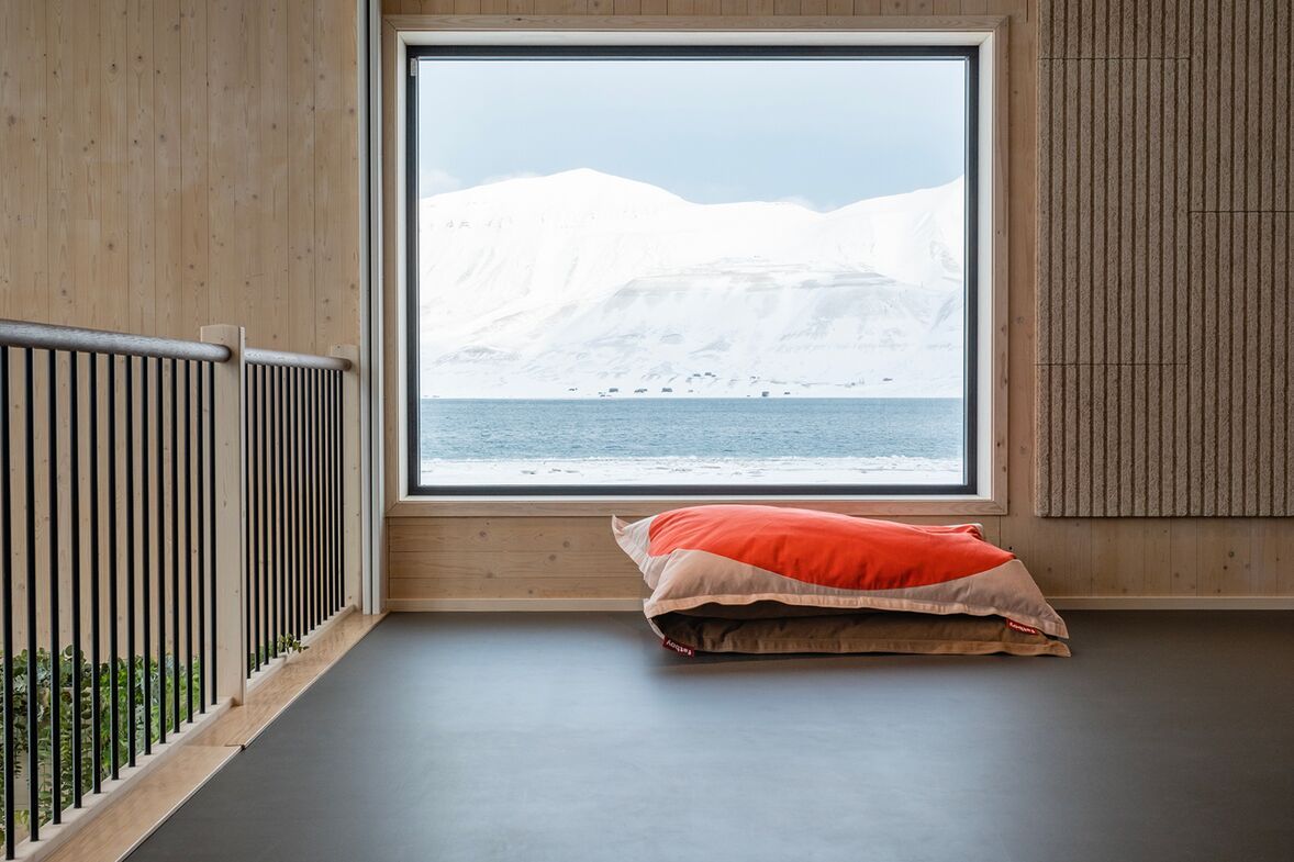 Svalbard Folkehøgskole Polyflor Vinyl Flooring Case Study